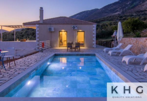 Skoumas villa surrounded by Olive trees!